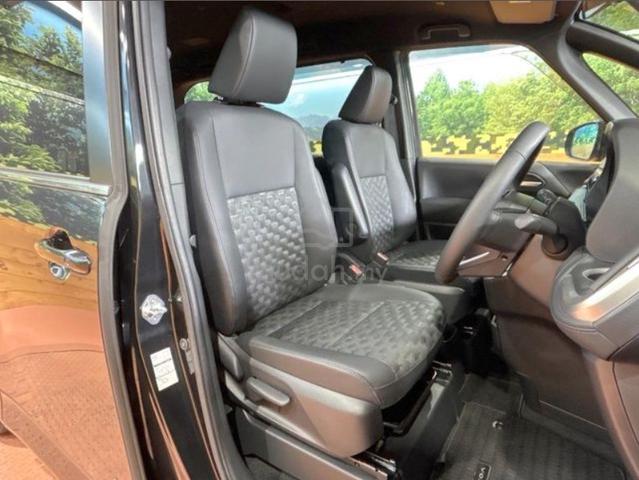 2023 Toyota VOXY 2.0 S-Z (A) - 5