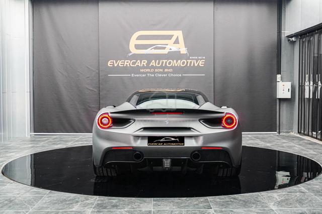Ferrari 488 3.9 RPMDisplayMter CobraSeat JBL 25kKM - 5