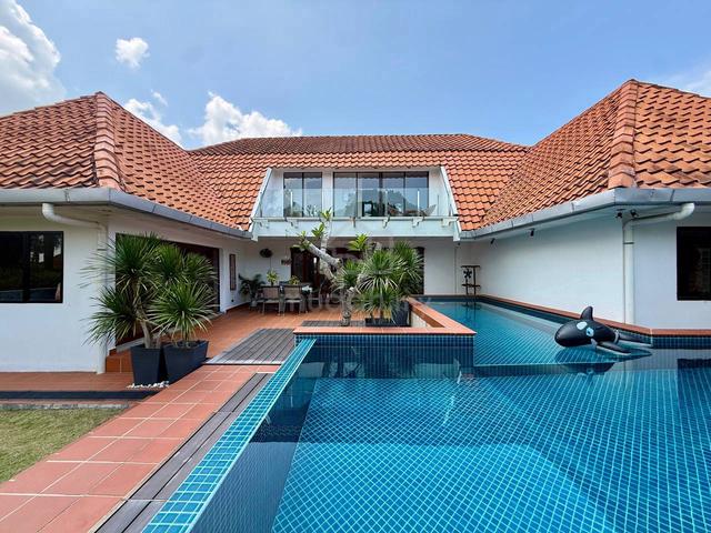[Non Bumi]Renovated 1.5 Storey Bungalow Tanjung Gemok Port Dickson 1