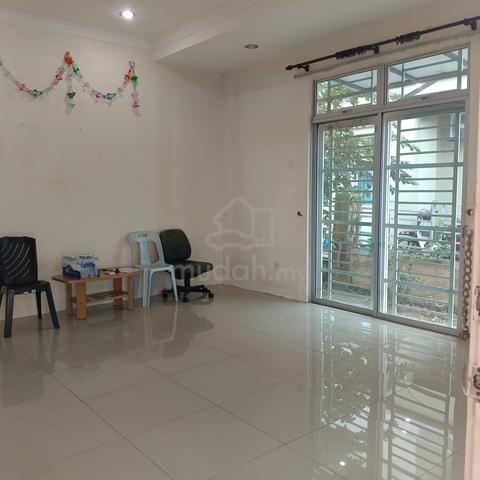 RENOVATED Single Storey Semi D House SP9 Magenta Bandar Saujana Putra 1