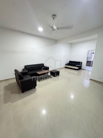 Taman Desa Tebrau Double Storey for rent 1
