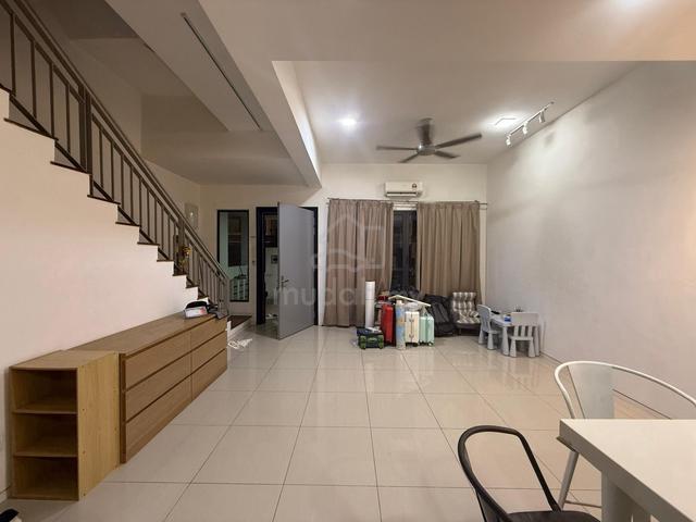 Andira Park, Puchong // 3-Storey Link Villas For Rent 1