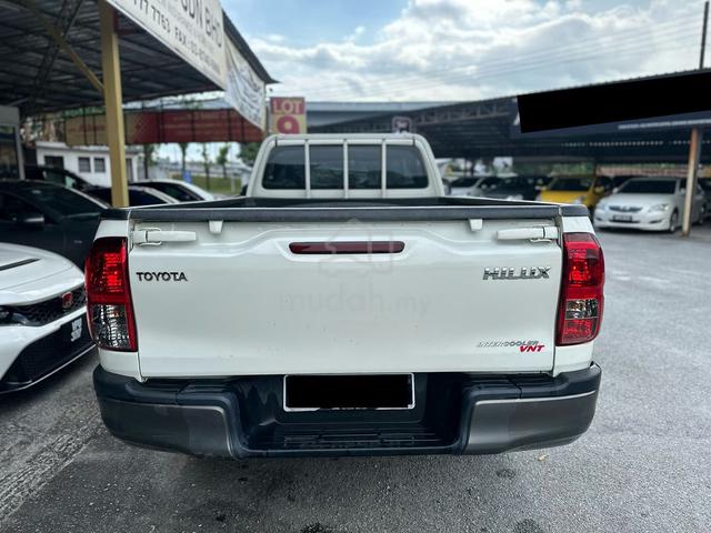 Toyota HILUX 2.4 SINGLE CAB 33K KM WRTY DEC 2027 - 5