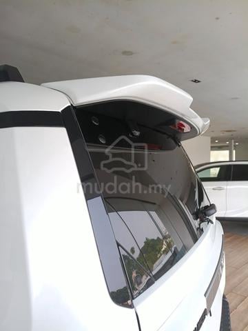 Low mileage 2025 Toyota Land cruiser VX 250 - 4