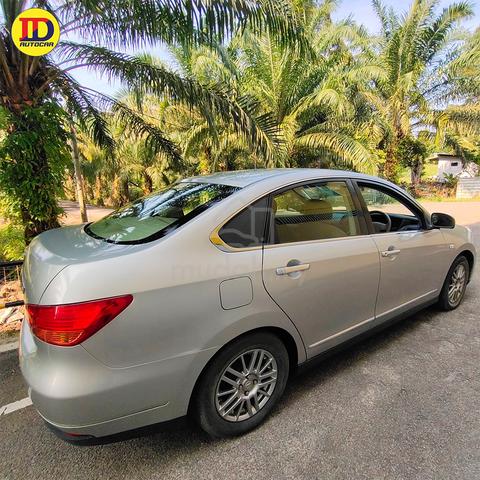 2009 Nissan SYLPHY 2.0 COMFORT (A) - 4