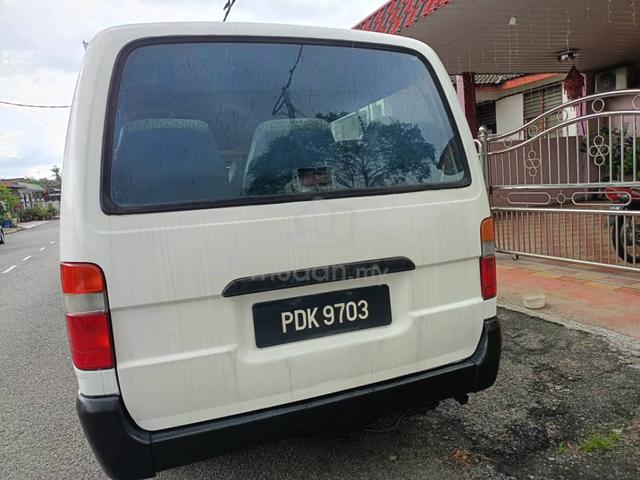 1996 Toyota HIACE 2.0 LH112 (M) - 2