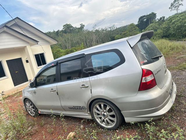 2010 Nissan GRAND LIVINA 1.8 IMPUL (A) - 1