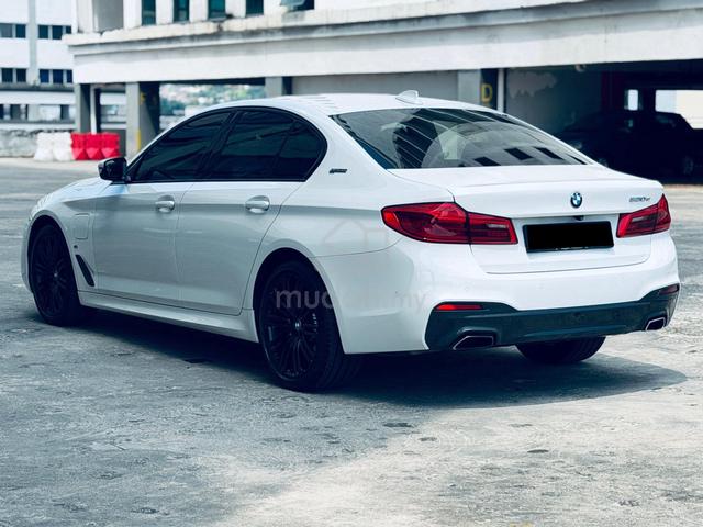 2020 BMW 530e 2.0 M SPORT Apple Carplay Warnty2028 - 4