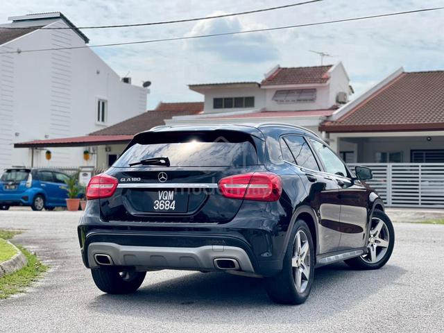2015/2019 Mercedes Benz GLA180 1.6 (A) - 4
