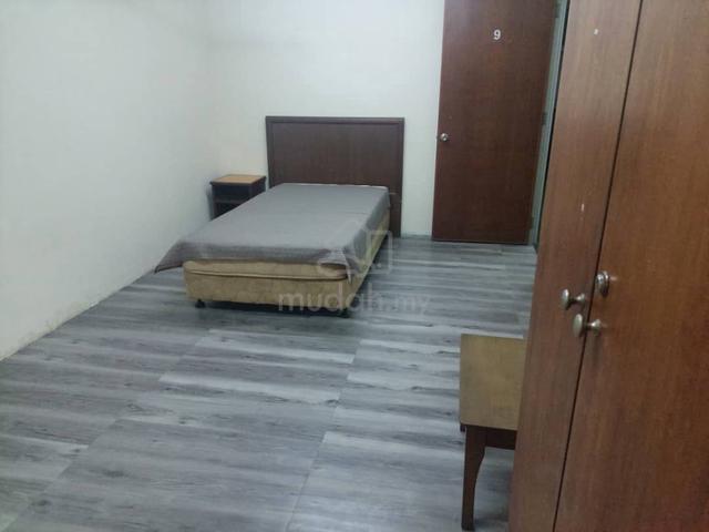 Big Room (Rumah Kedai) At SS6 Kelana Jaya, Near Paradigm Mall 1