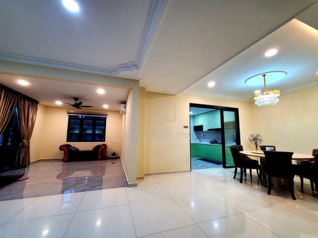Lake Edge Puchong Unit For Sale, Puchong House Dijual, LRT nearby 1