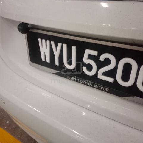 2013 Toyota PRIUS C 1.5 (HYBRID) (A) - 5
