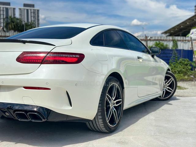 2019 Benz E200 2.0 COUPE AMG S/ROOF P/BOOT BODYKIT - 5