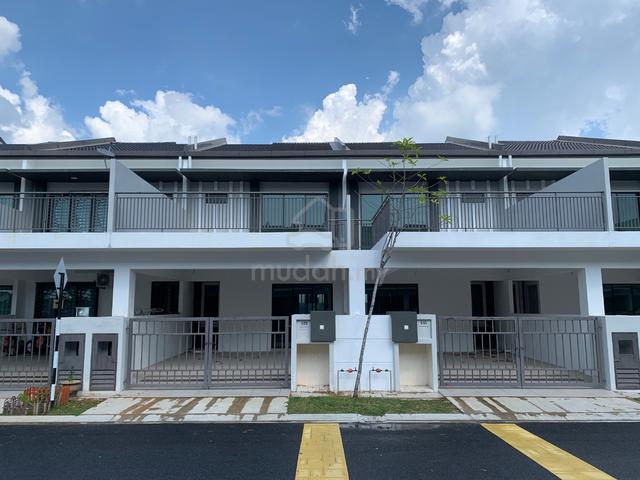 Shah Alam, Jalan Kebun baru,2sty,20x68,4R3B,Cash back 24k,near Rimbayu 1