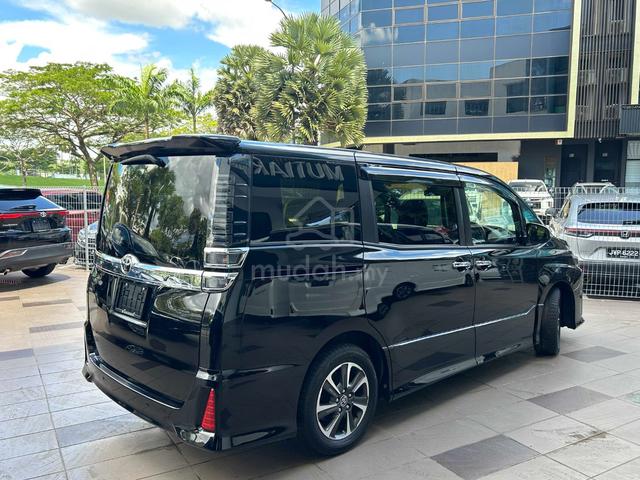 2021 Toyota VOXY 2.0 ZS KIRAMEKI III 2PD 7STR 67K - 2