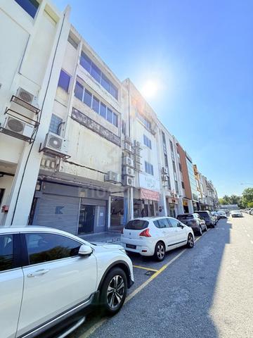 High Potential Subang Jaya SS19 4-Storeys Shoplot for sale 1
