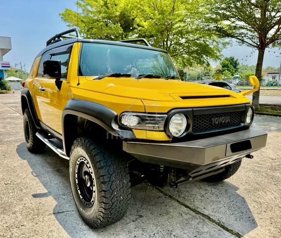 2012 Toyota FJ 4.0 CRUISER (A) TIP TOP UNIT - 1