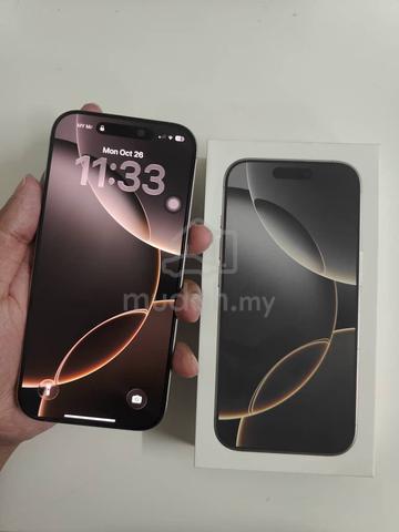 iPhone 16 Pro 256GB Natural Titanium - photo 2 of 5