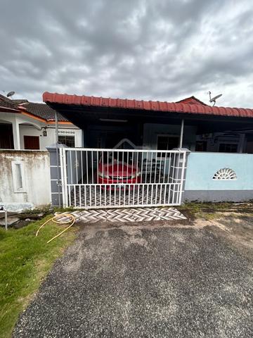 Rumah Teres Taman Seri Cempaka,Peringgit 1