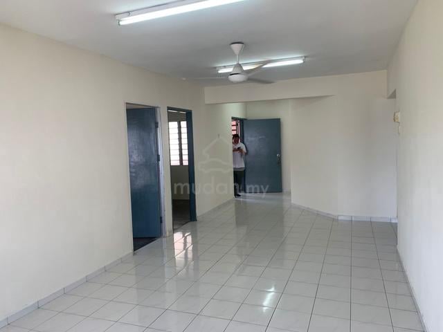 Desa Cemara 1