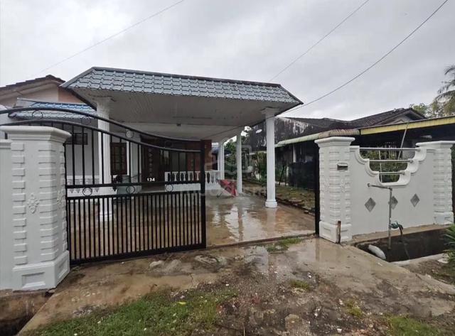 Taman Bayam Semi-D Rumah Dengan Tanah Luas & Siap Renovate😍 1