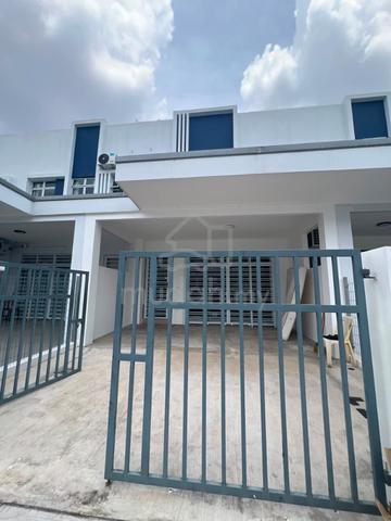 Dato Onn @ Perjiranan 14 Double Storey 18x65 Terrace House Renovated 1
