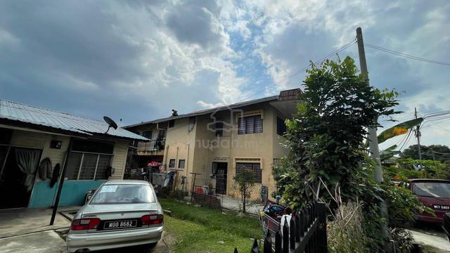 Bungalow Lot +  Selayang Baru Beserta Rumah Sewa 5 Pintu 4