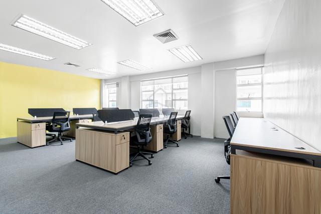 Coworking space in HQ Menara Pelangi 1