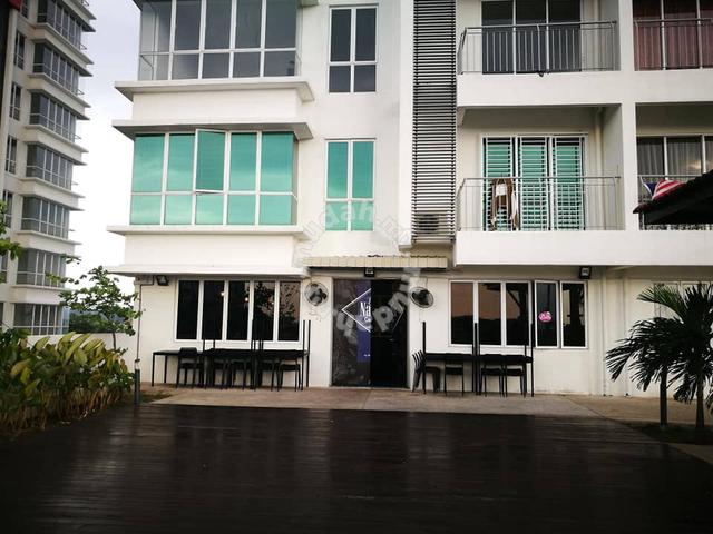 7 Tree Seven Residence 1