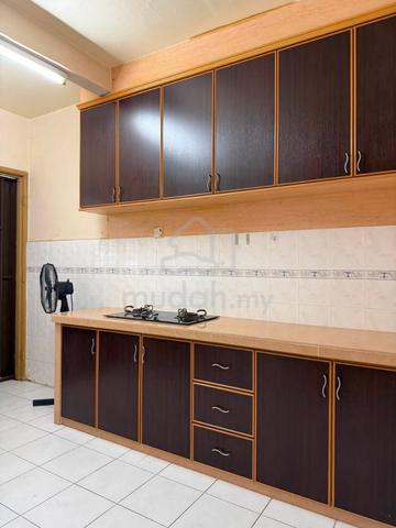Taman bidara machang bubok teres 2 tingkat full reno lantai mosaic 1