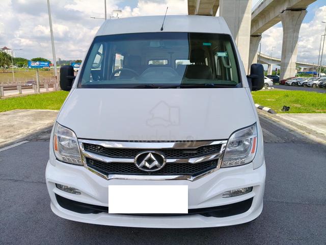 2019 Maxus V80 2.5 (M) Window Van 12 Seat - 2