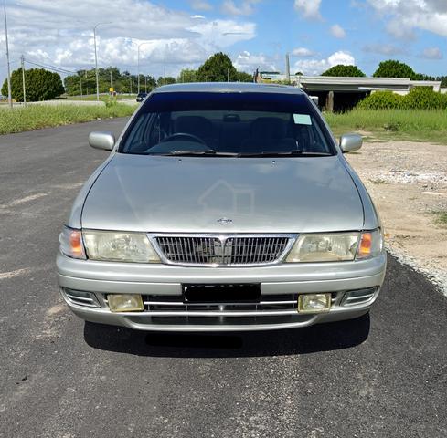 Nissan SENTRA 1.6 GLi (A) ❗SAPA CEPAT DIA DAPAT❗ - 2