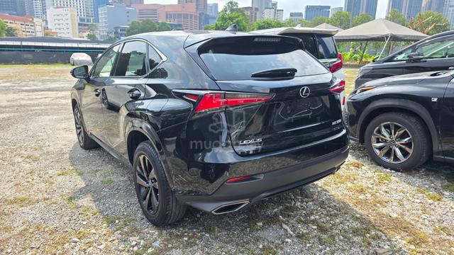 GRADE 4 2021 Lexus NX300 2.0 SPICE & CHIC PROMO - 2