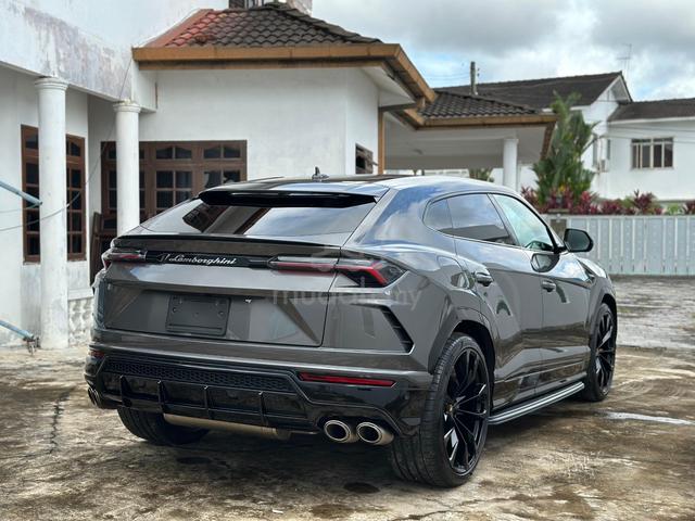 2021 Lamborghini Urus with Akrapovic Exhaust - 4