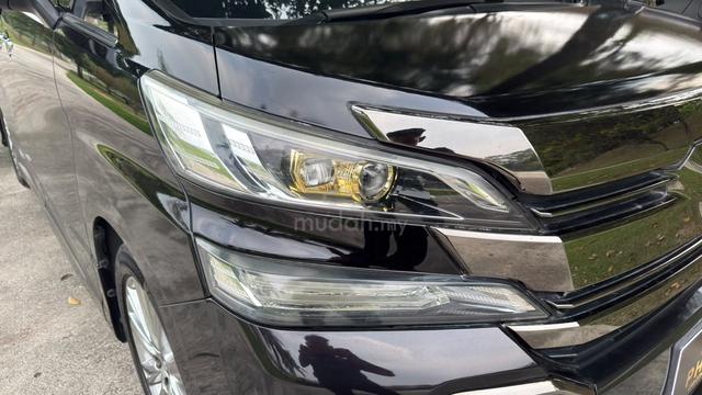 2017 TOYOTA VELLFIRE GOLDEN EYE 2.5 Can Full Loan! - 4