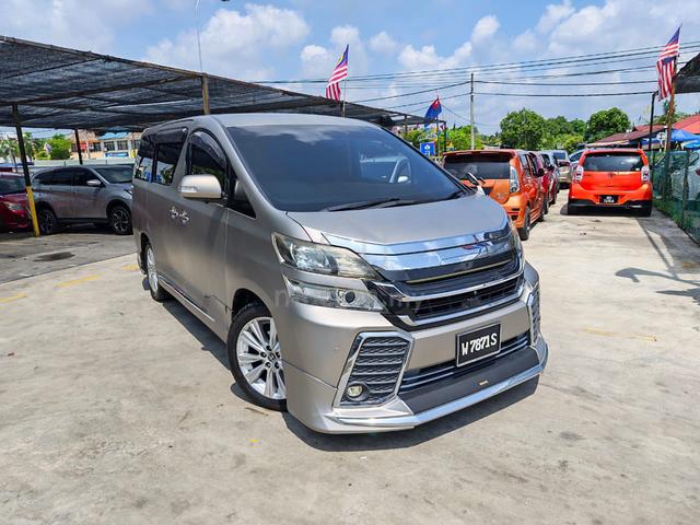 2012 Toyota VELLFIRE 2.4 (AUTO) - 1