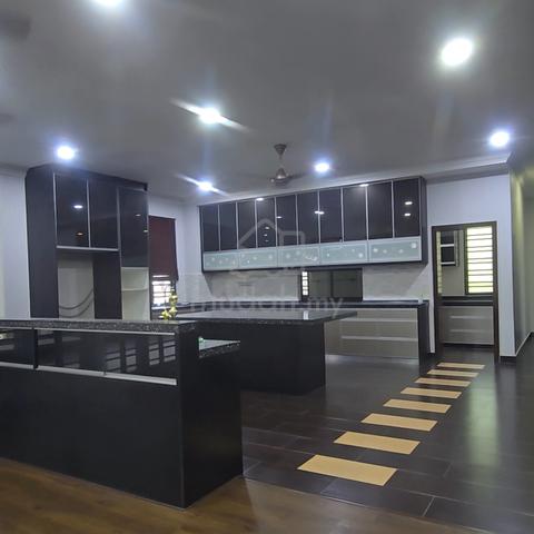 NON-BUMI - Luxurious 2-Storey Mansion @ Bandar Seri Putra | Huge Land 1