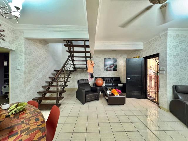 FACING OPEN Double Storey House PUJ 4 Puncak Jalil, Seri Kembangan 3