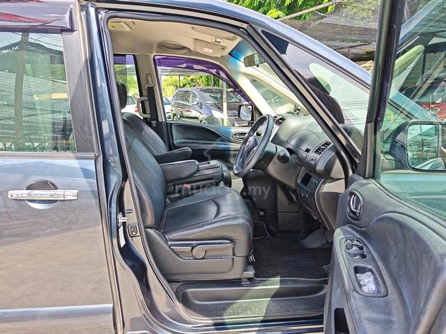 2017 Nissan SERENA FULL SPEC 2.0 (AUTO) - 4