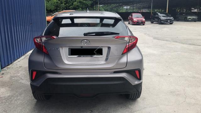 2018 Toyota C-HR 1.8 (loan kedai) - 3