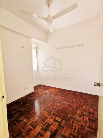 Sri Tanjung Apartment (Georgetown) 1