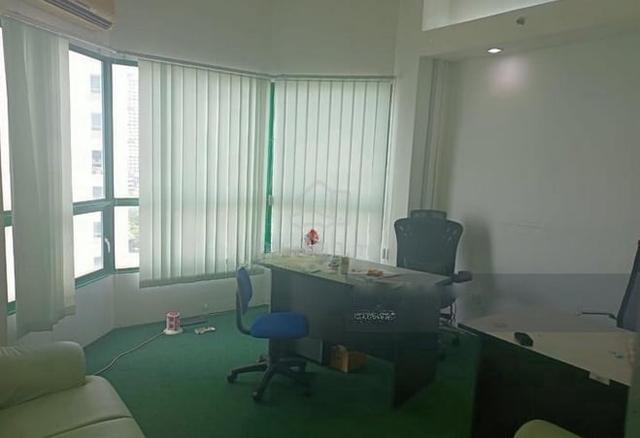 Gurney office tower georgetown for rent renovated 600sf rare nice 4