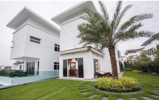 Anjung Villa @ Horizon Hills 1