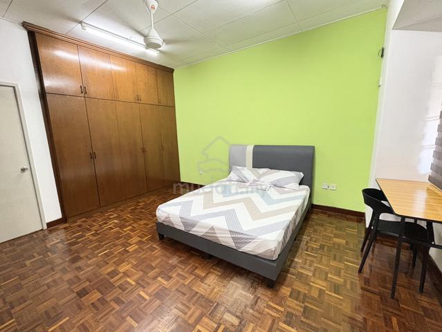Seremban 2 Master room 1