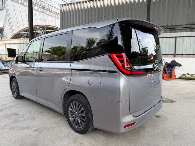 2023 TOYOTA NOAH 2.0 (A) X SPEC 8seat/LE/LKA/PCS - 3