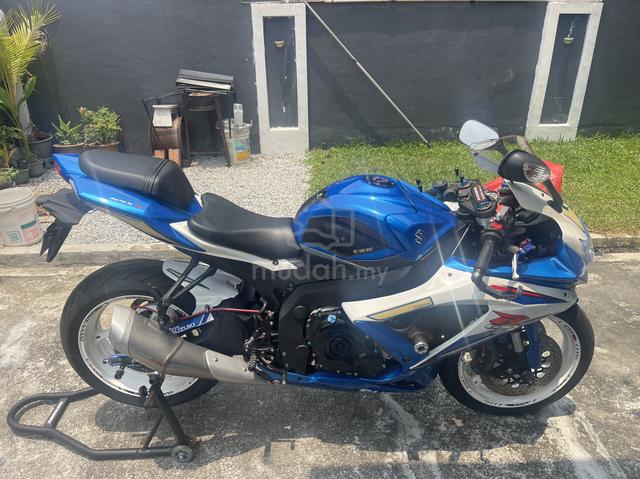 Carousel Image