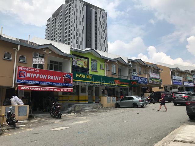 Lestari Putra Shop for rent 1