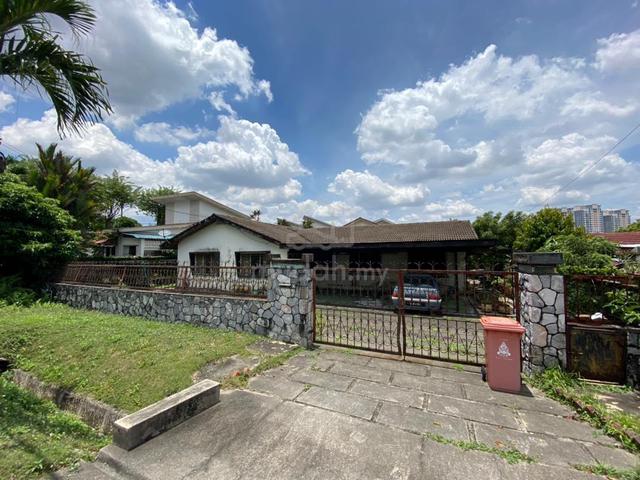 60x90 Single Storey Bangalow at SS 1/11 Petaling Jaya Facing Main Road 1
