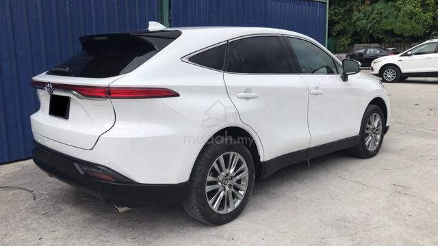 2020 Toyota HARRIER 2.0 PREMIUM (loan kedai) - 2
