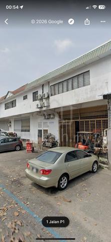 Corner Factory Kawasan Perindustrian Balakong 1